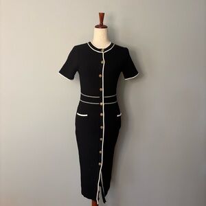 Zoe and Claire Tipped Button Front Midi Sweater dress size s
